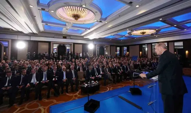 Cumhurbaşkanı Erdoğan, "Türkiye-Sırbistan İş Forumu'nun hayırlara vesile olmasını temenni ediyorum"