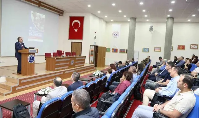 ERÜ'de 'Stratejik Plan ve Süreç Analizi Çalıştayı' düzenlendi