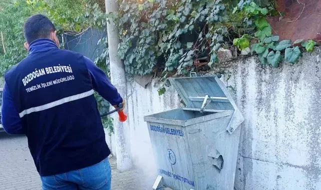 Bozdoğan Belediyesi'nden çöp konteyneri temizliği çalışmaları devam ediyor
