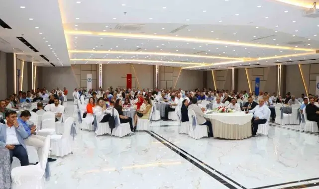 Eğitim-Bir-Sen'den okul müdürlerine özel bilgilendirme ve istişare toplantısı