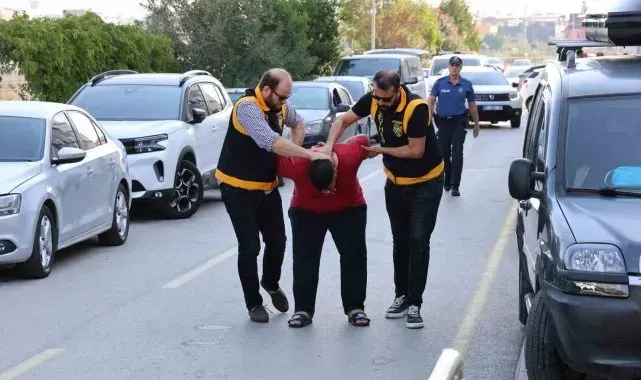 Lise öğrencisini taciz ettiği öne sürülen şüpheliyi Seyhan polisi yakaladı