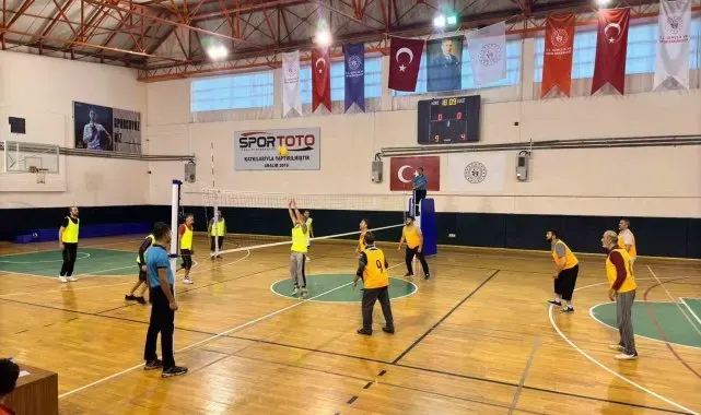 Çameli'nde Cumhuriyet Turnuvası başladı