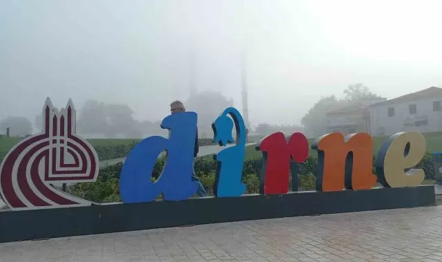 Edirne'de sonbaharın ilk sisi etkili oluyor