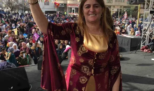 DEM'li Kurtalan Belediye Başkanı gözaltına alındı