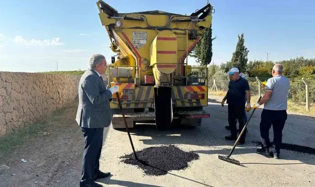 Köy yollarında asfalt çalışması devam ediyor
