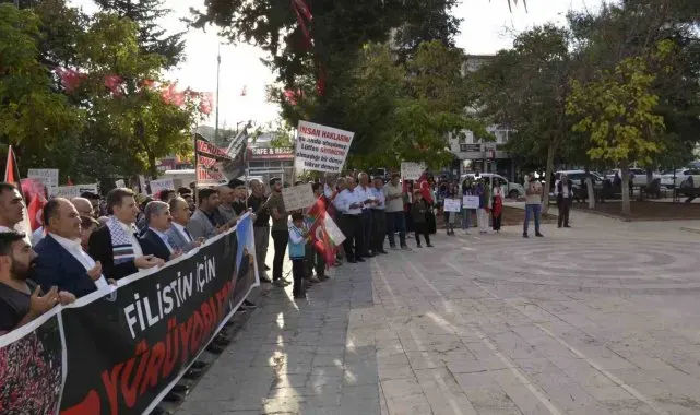 Besni'de Filistin'e destek yürüyüşü düzenlendi