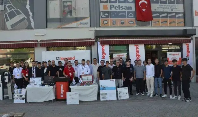 Geleceğin elektrikçi ustalarına sektördeki yenilikler tanıtıldı