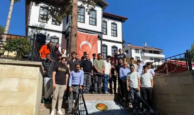 Üniversite öğrencileri Kastamonu'yu gezdi