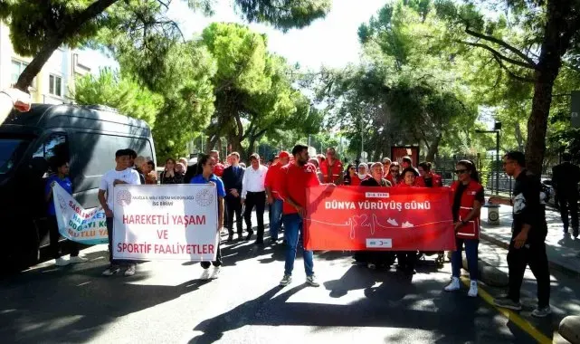 Muğla'da "Sağlık İçin Harekete Geç" yürüyüşüne yoğun katılım