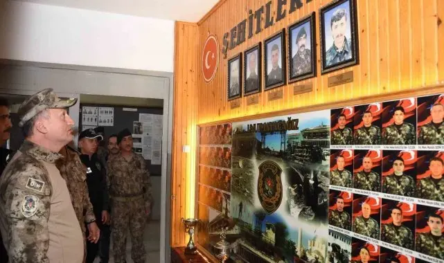 Emniyet Müdürü Baybaba, Özel Harekat ve Çevik Kuvvet polisleriyle bir araya geldi