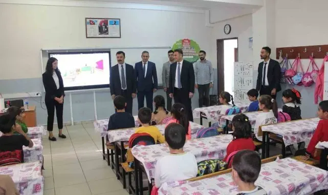 Kaymakam Soysal okul incelemelerini sürdürüyor