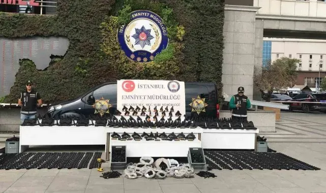 İstanbul'da kaçak silah üretilen lüks rezidansa operasyon: 9 gözaltı