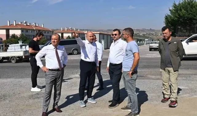 Bir haftada 5 bin 958 ton sıcak asfalt atıldı