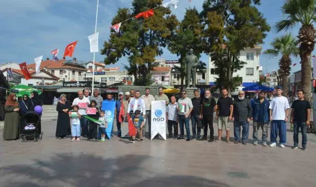 Ayvalık'ta Anadolu Gençlik Derneği'nden İsrail'e sert tepki