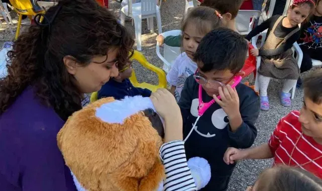 Anaokulu öğrencileri veteriner uygulamaları dersi aldı