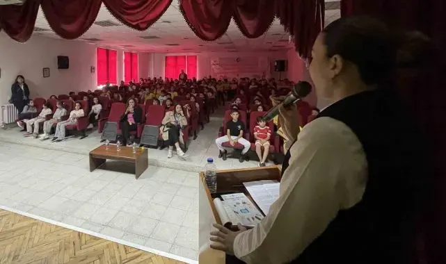 Kent Konseyi'nden öğrencilere beslenme semineri