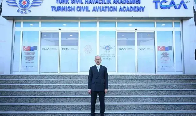 Bakan Uraloğlu'ndan Bursa'ya 2 yeni hat müjdesi
