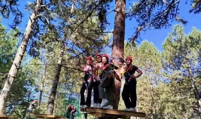 Üniversiteli gençler Murat Dağına hayran kaldılar