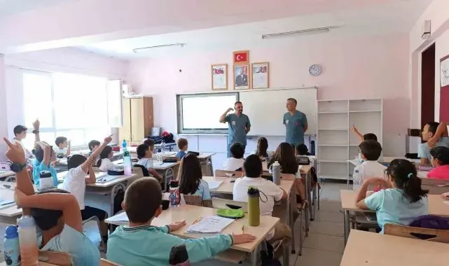 Sökeli öğrenciler hayvan hakları konusunda bilgilendirildi