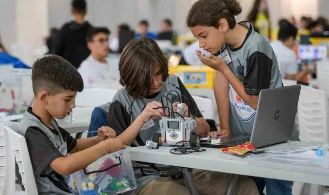İzmir Dünya Robot Olimpiyatı 2024 finaline ev sahipliği yapmaya hazırlanıyor