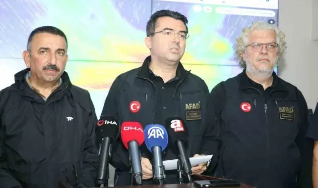 AFAD Başkanı Memiş, "Tedbirler ve önlemler sayesinde çok yoğun yağışa rağmen ciddi bir problem yaşamadık"