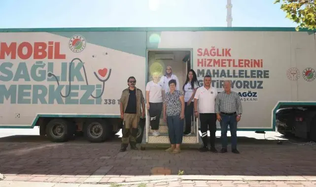 Kepez'in Mobil Sağlık Tırı mahallelerde