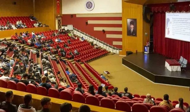 Atatürk Üniversitesi'nde oryantasyon programı devam ediyor