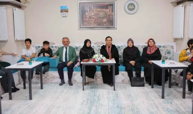 Devlet korumasındaki çocuklar müftülüğü ziyaret edip Bayburt'u gezdiler