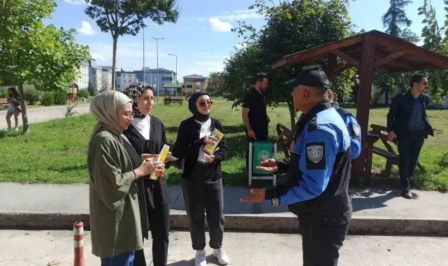 Emniyet öğrencileri bilinçlendiriyor