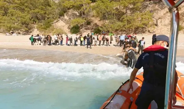 Cennet koyda 49 düzensiz göçmen yakalandı