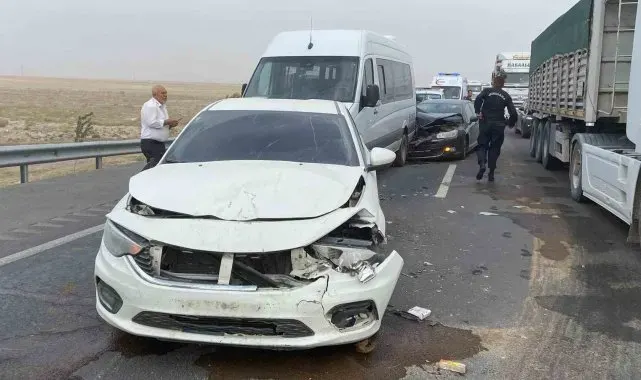 Aksaray'da kum fırtınası kazalara neden oldu: 6 yaralı