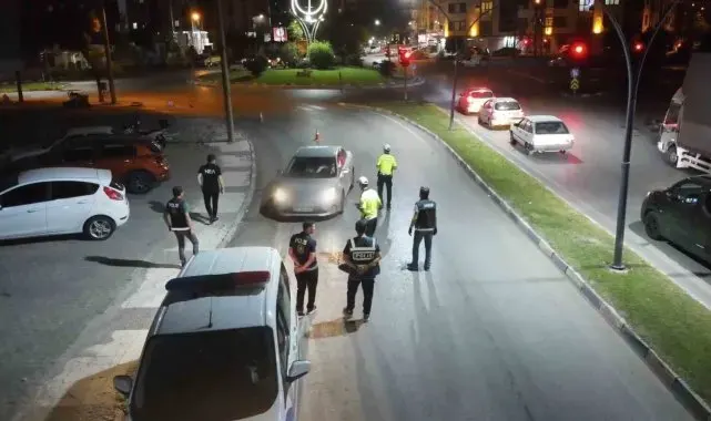 Manisa'da 'Narko alan uygulaması': 2 gözaltı