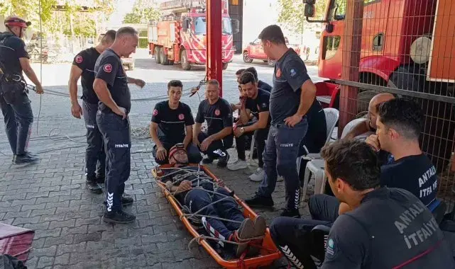 İtfaiye personeline 'Yüksekte Güvenli Çalışma' eğitimi verildi