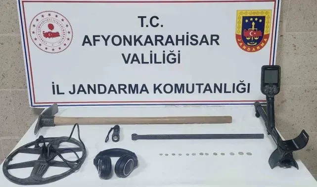 Kaçmaya çalışan şahıs sikke ve define arama araçlarıyla yakalandı