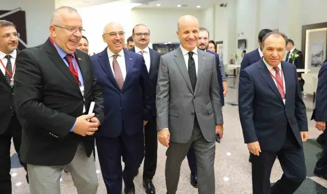 Rektör Hacımüftüoğlu, üniversitelerarası kurul toplantısına katıldı