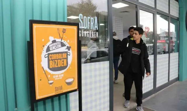 Üniversite öğrencilerine ücretsiz çorba hizmeti