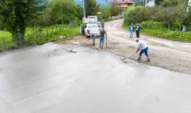 Başkan Tavlı: "Beton yol ağımız genişliyor"