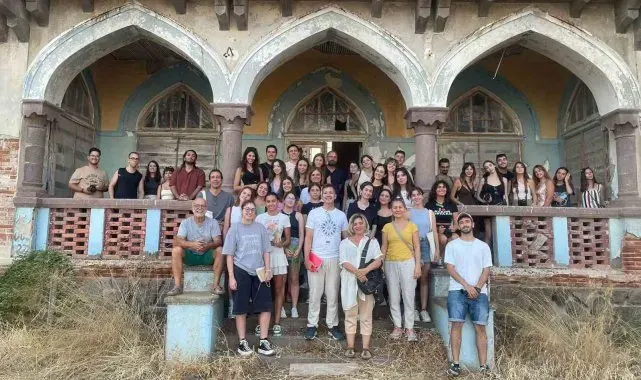 Midilli'deki 100 yıllık Osmanlı sarayına çağdaş tasarım