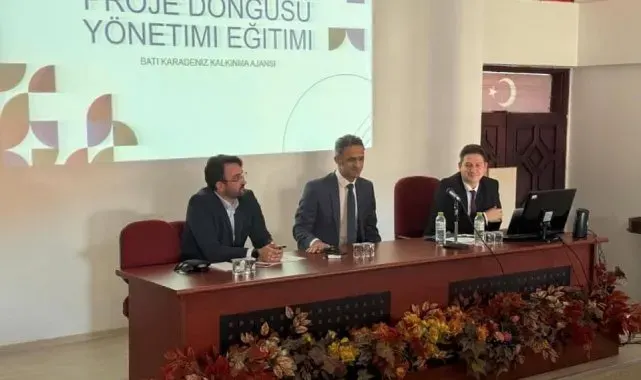 Çaycuma'da "Proje Yazma Döngüsü Eğitimi" başladı