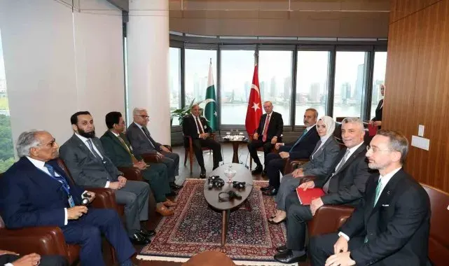 Cumhurbaşkanı Erdoğan, Pakistan Başbakanı Şerif'i kabul etti