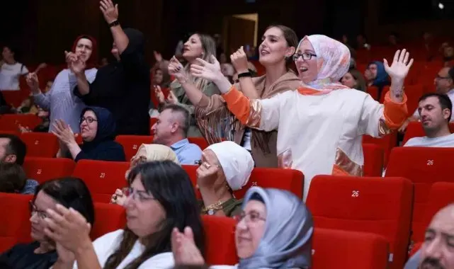 Bozkırın tezenesi Neşet Ertaş türkülerle anıldı