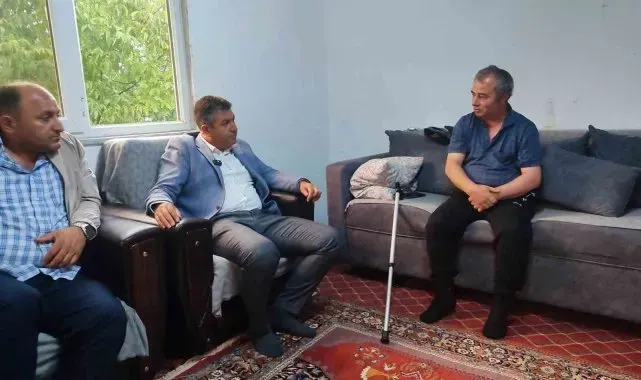 Gediz'de Belediye Başkanı Necdet Akel'den anlamlı destek