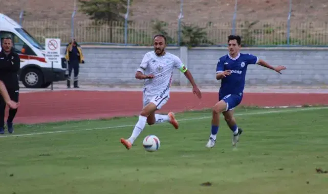 TFF 3. Lig: 1922 Konyaspor: 0 - Pazarspor: 0