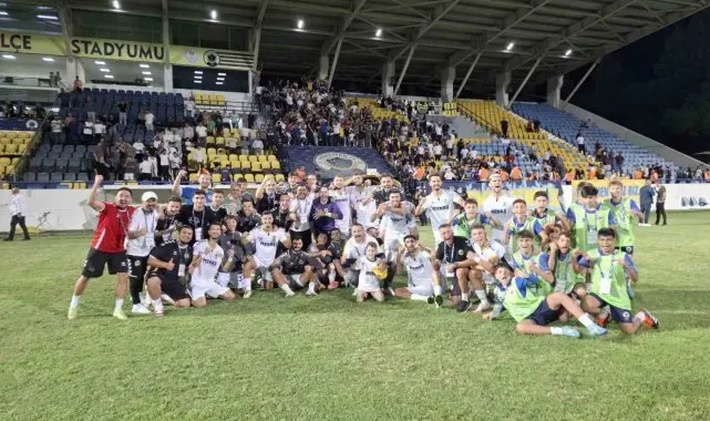 Menemen FK kazanmaya devam ediyor