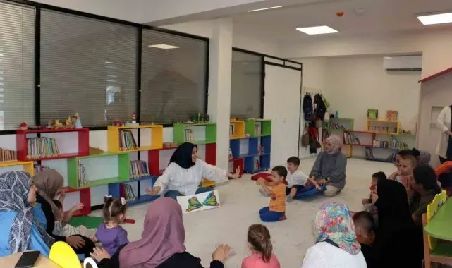 Esenler'de açılan Anne - Bebek Kütüphanesi 1 yaşında