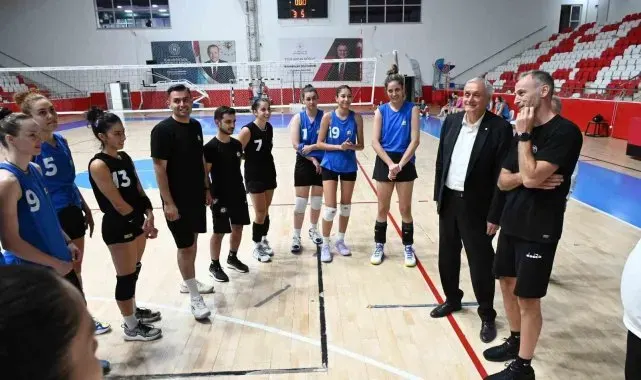 "Bizim Kızlar" hazırlık maçını 3-1 kazandı