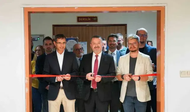 KBÜ'de "ArtExChange" Uluslararası Karma Sergisi