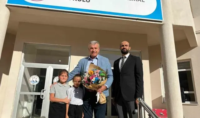 Karabiga Belediyesi'nden çocuklara kırtasiye desteği