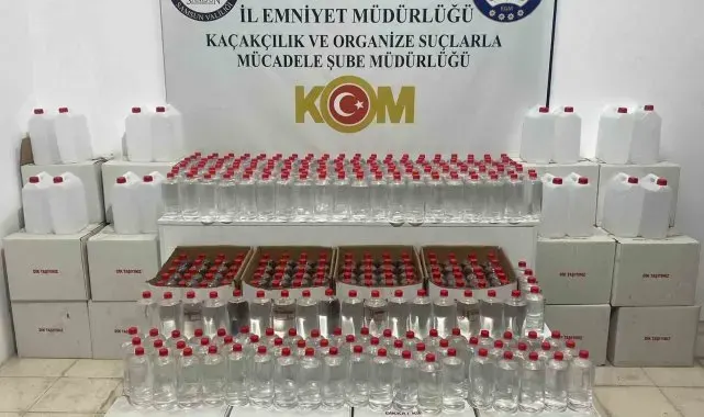 Samsun'da kaçak içki yapımında kullanılan 1 ton etil alkol ele geçirildi