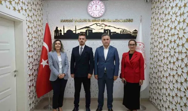 Büyükşehir'den İl Milli Eğitim Müdürlüğü'ne Akıllı Şehir Projeleriyle ilgili bilgilendirme